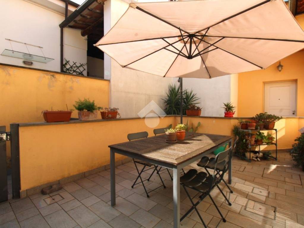 appartamento in vendita a Cascina