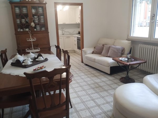 casa indipendente in vendita a Cascina in zona Navacchio