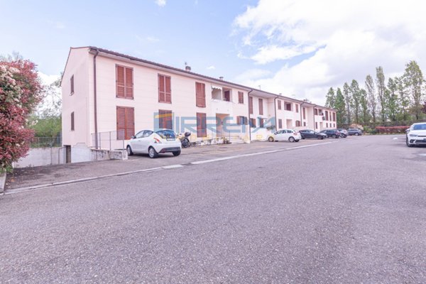 appartamento in vendita a Cascina in zona San Lorenzo alle Corti
