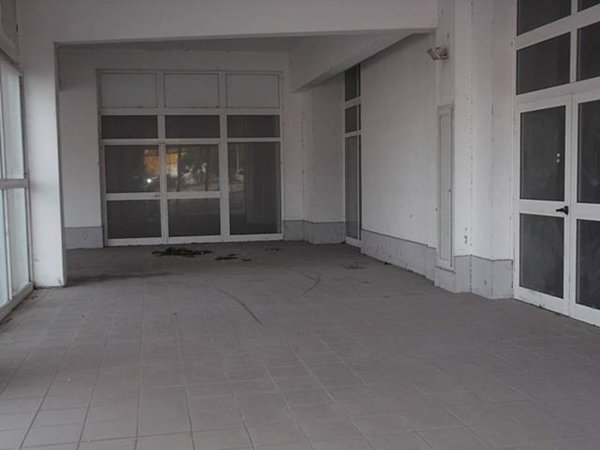 casale in vendita a Cascina