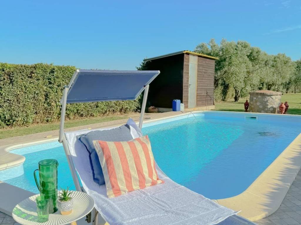 casale in vendita a Cascina