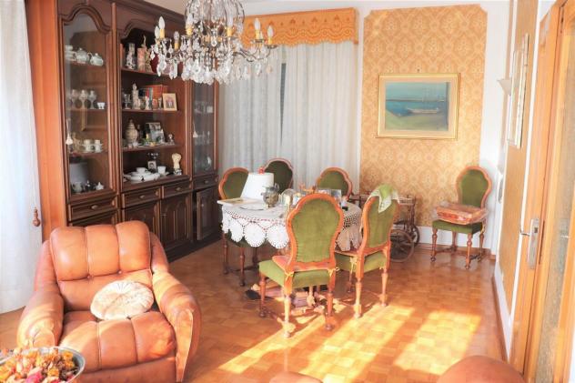 casa indipendente in vendita a Cascina in zona San Casciano
