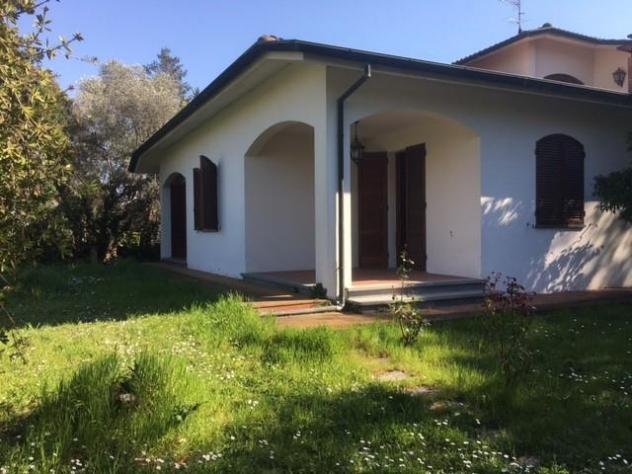 casa indipendente in vendita a Cascina in zona San Frediano a Settimo