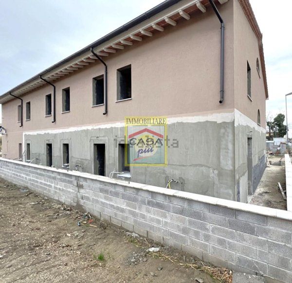 casale in vendita a Cascina