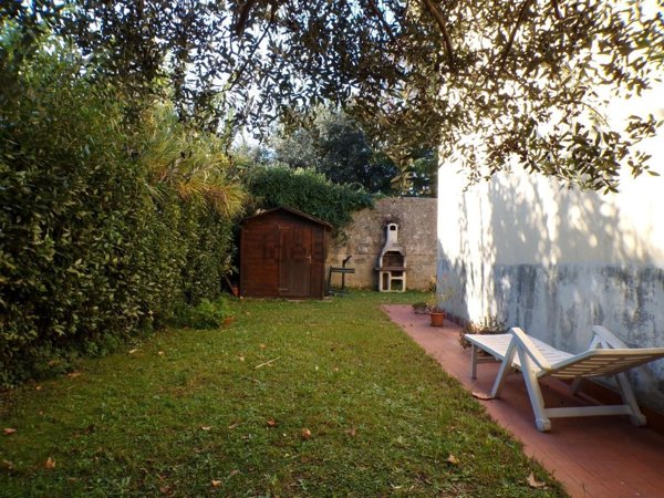 casa indipendente in vendita a Cascina