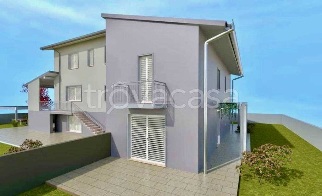 casa indipendente in vendita a Cascina