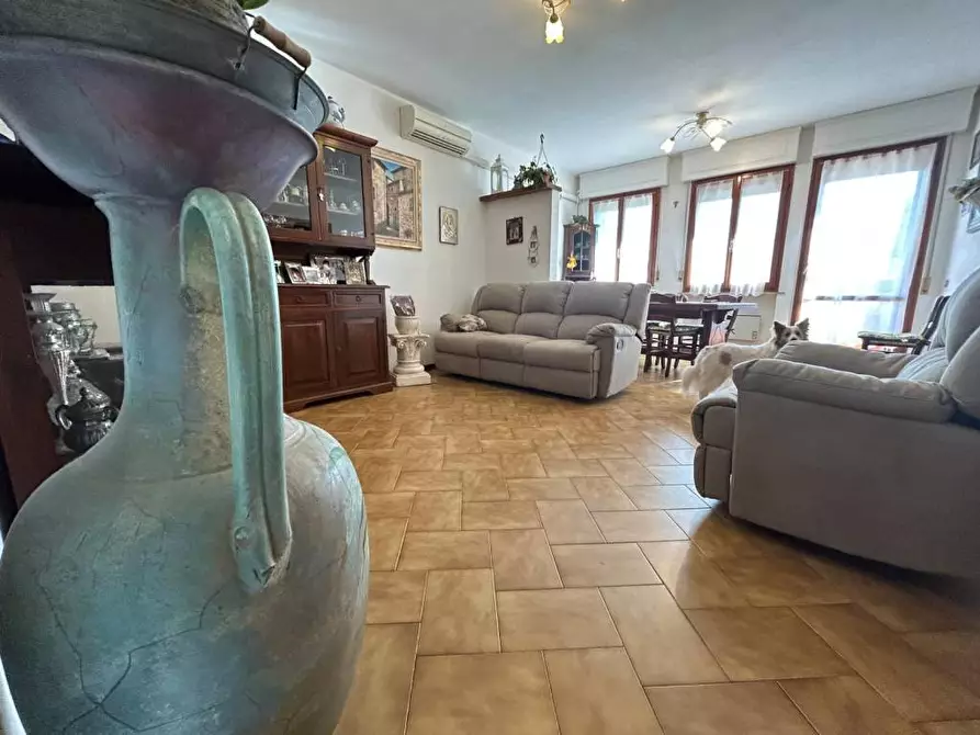 appartamento in vendita a Cascina in zona Casciavola
