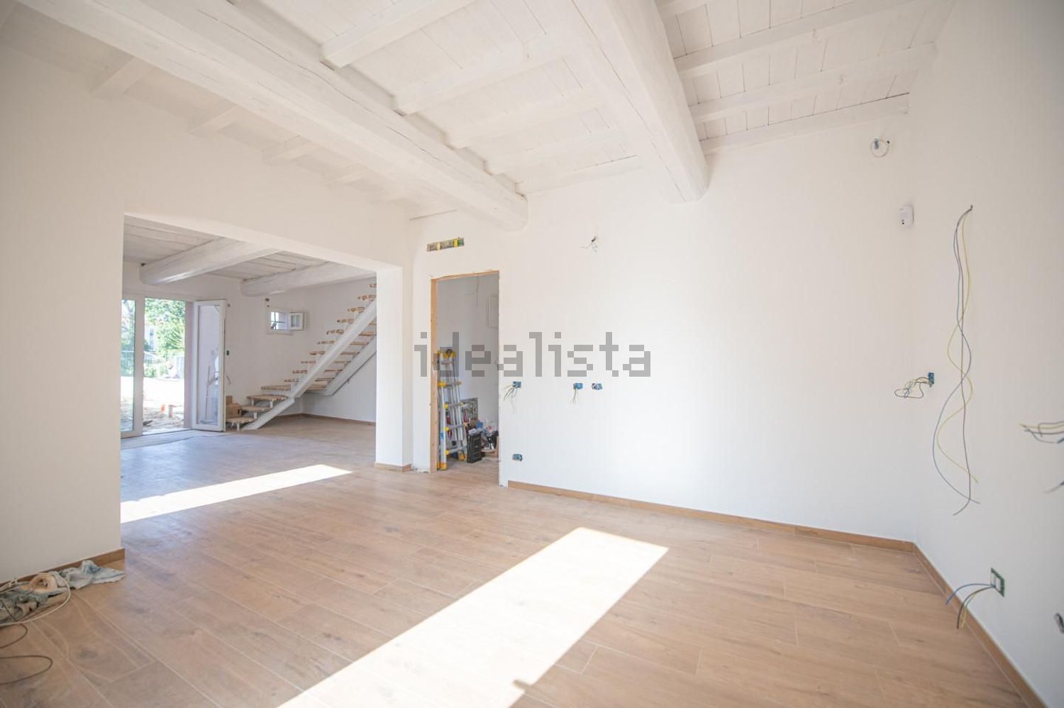 casale in vendita a Cascina in zona San Giorgio