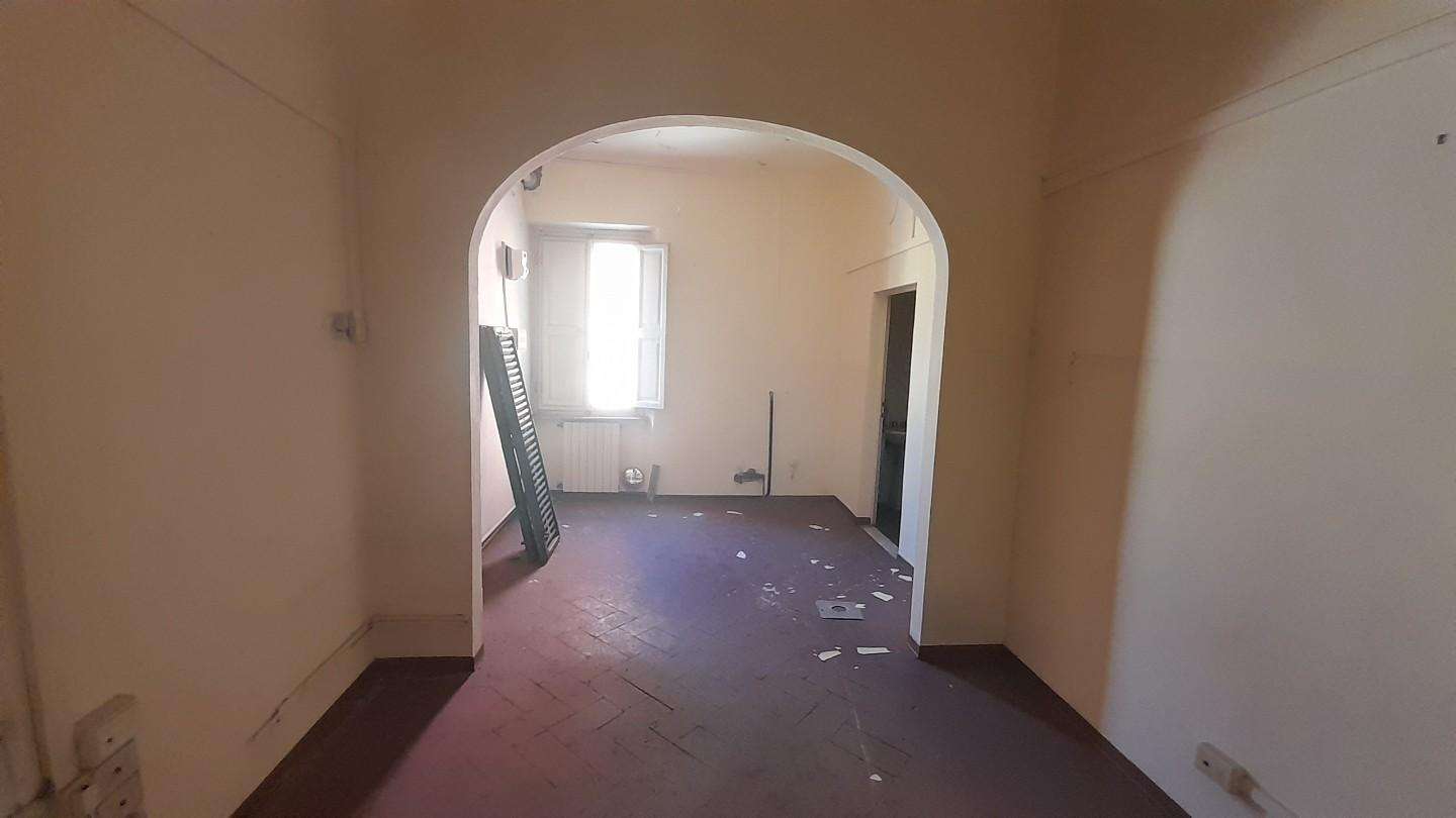 casale in vendita a Cascina