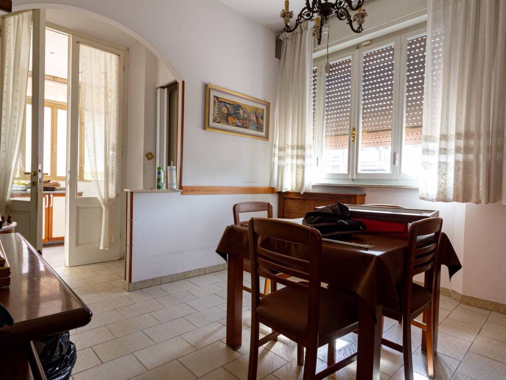casa indipendente in vendita a Cascina in zona Navacchio