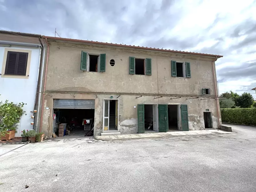 appartamento in vendita a Cascina in zona Visignano