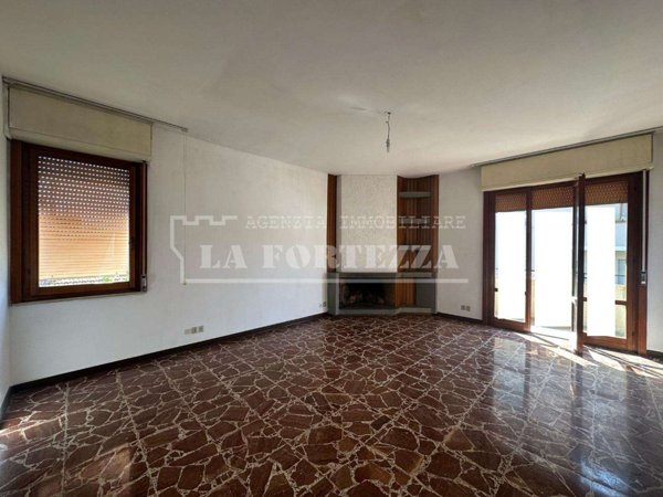 appartamento in vendita a Cascina