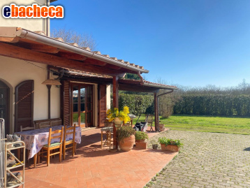 appartamento in vendita a Cascina in zona Titignano