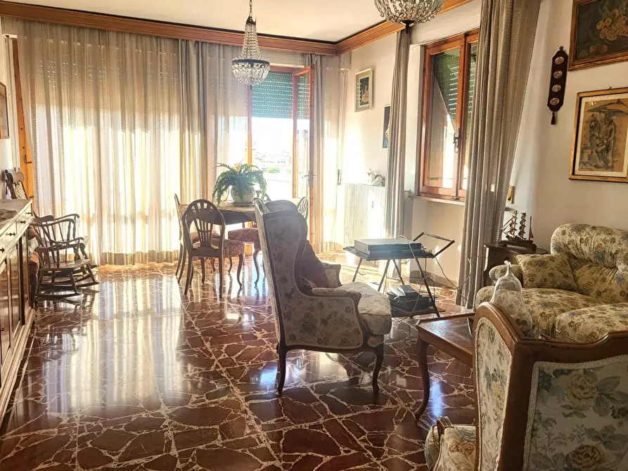 appartamento in vendita a Cascina