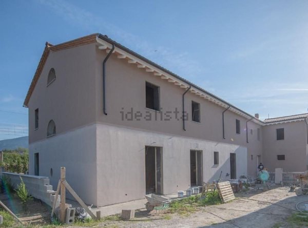 casale in vendita a Cascina in zona San Frediano a Settimo