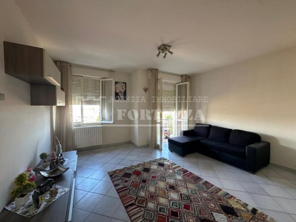 appartamento in vendita a Cascina in zona Marciana