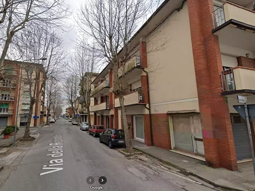 casale in vendita a Cascina