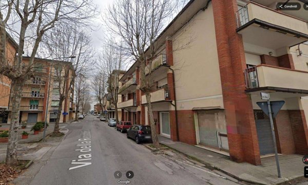 casale in vendita a Cascina