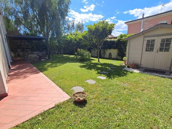 appartamento in vendita a Cascina