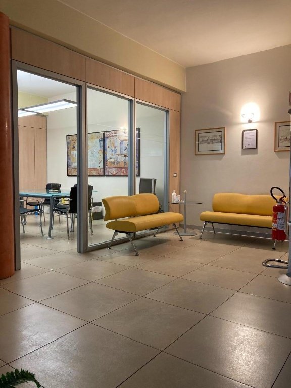 casale in vendita a Cascina