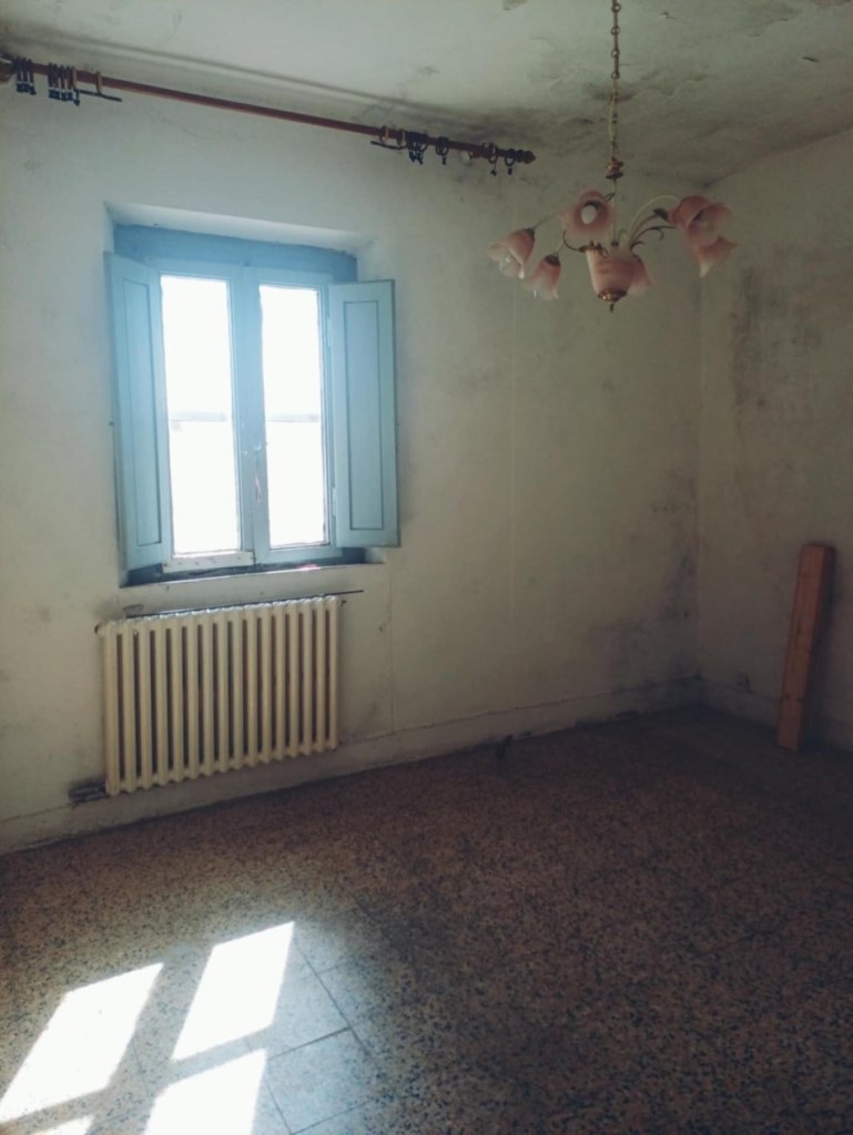 casale in vendita a Cascina