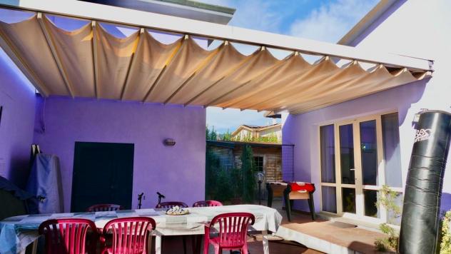 casa indipendente in vendita a Cascina in zona San Lorenzo alle Corti