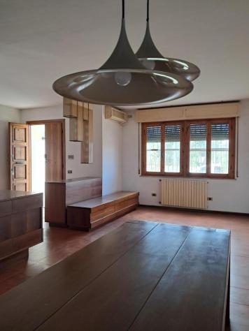 casa indipendente in vendita a Cascina