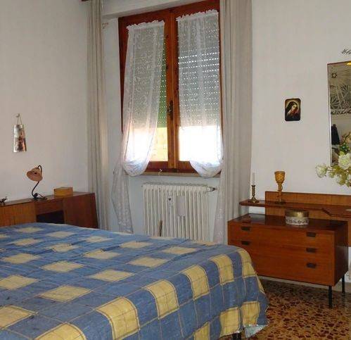 casale in vendita a Cascina