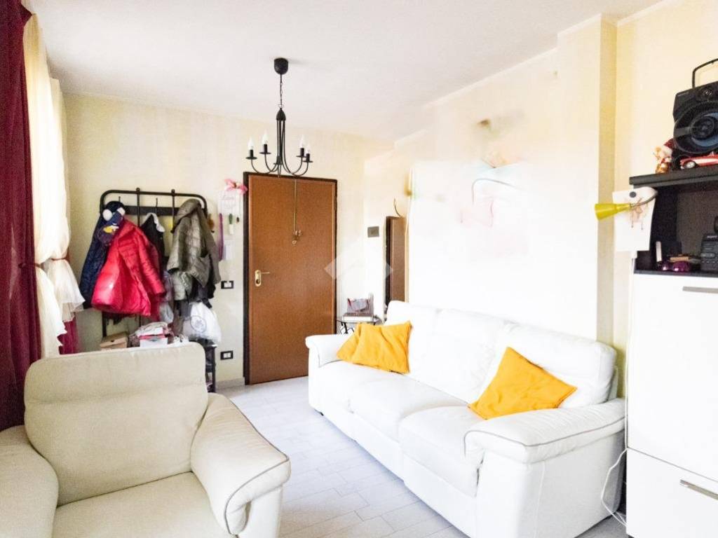appartamento in vendita a Cascina