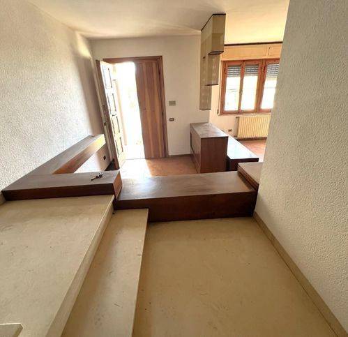 casa indipendente in vendita a Cascina