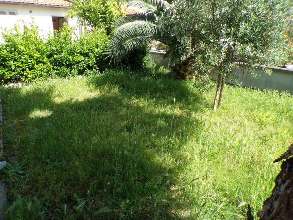 casale in vendita a Cascina in zona San Giorgio