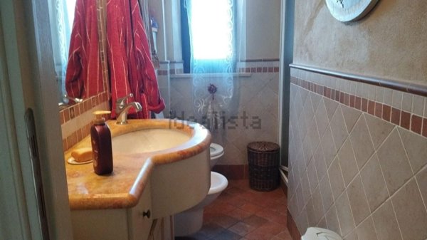casale in vendita a Cascina