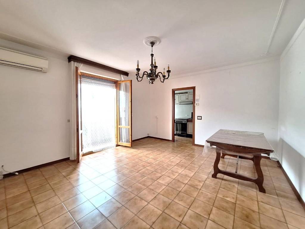 appartamento in vendita a Cascina