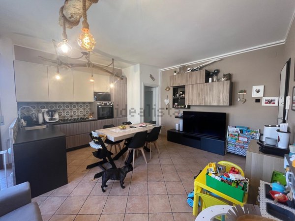 appartamento in vendita a Cascina