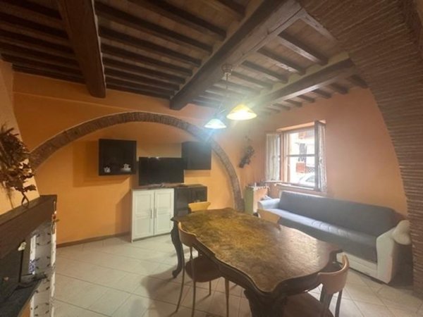 appartamento in vendita a Cascina in zona San Giorgio