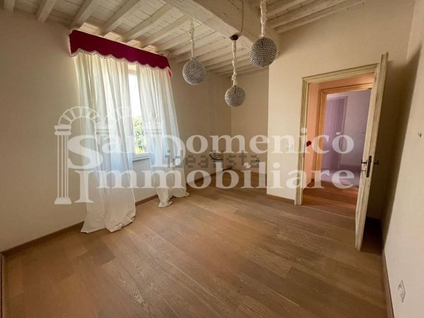 appartamento in vendita a Cascina in zona San Lorenzo a Pagnatico