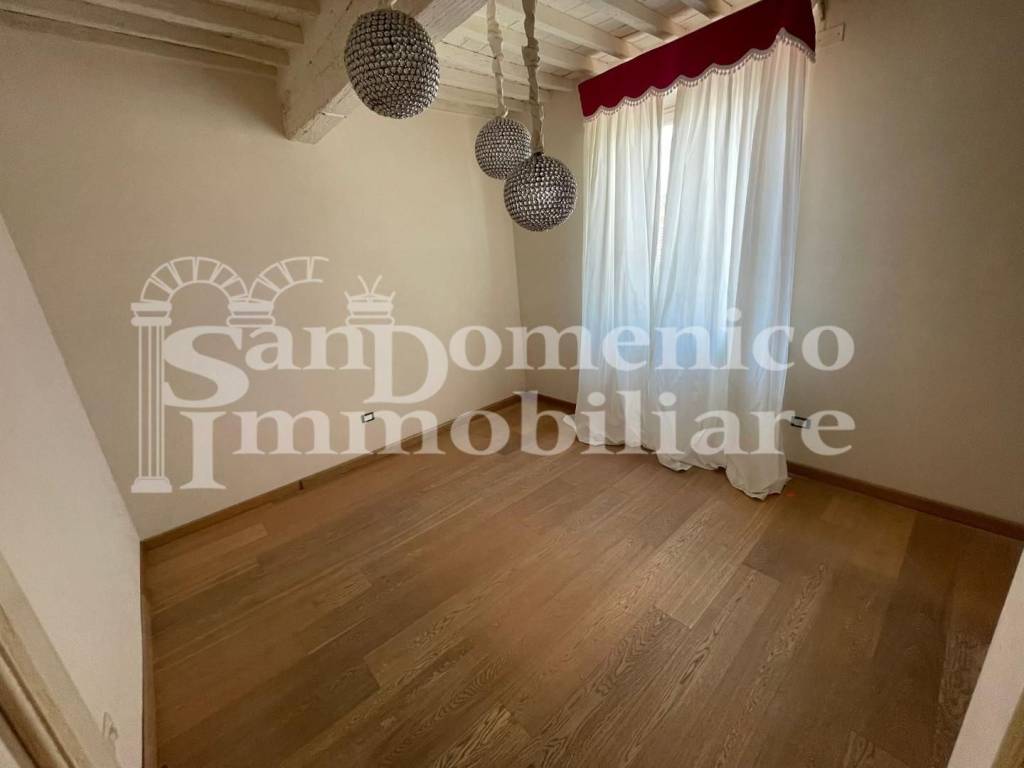 casa indipendente in vendita a Cascina