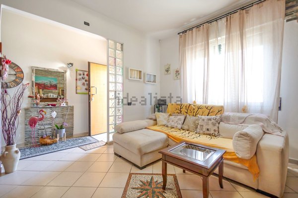 casa indipendente in vendita a Cascina in zona San Lorenzo alle Corti