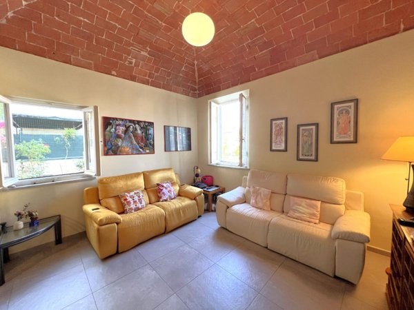 appartamento in vendita a Cascina