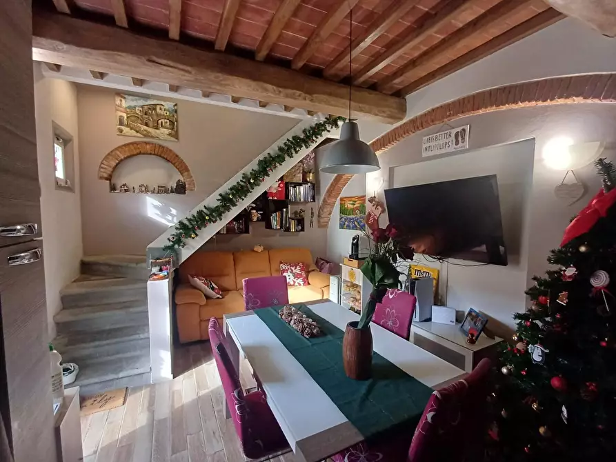 casa indipendente in vendita a Cascina in zona San Frediano a Settimo