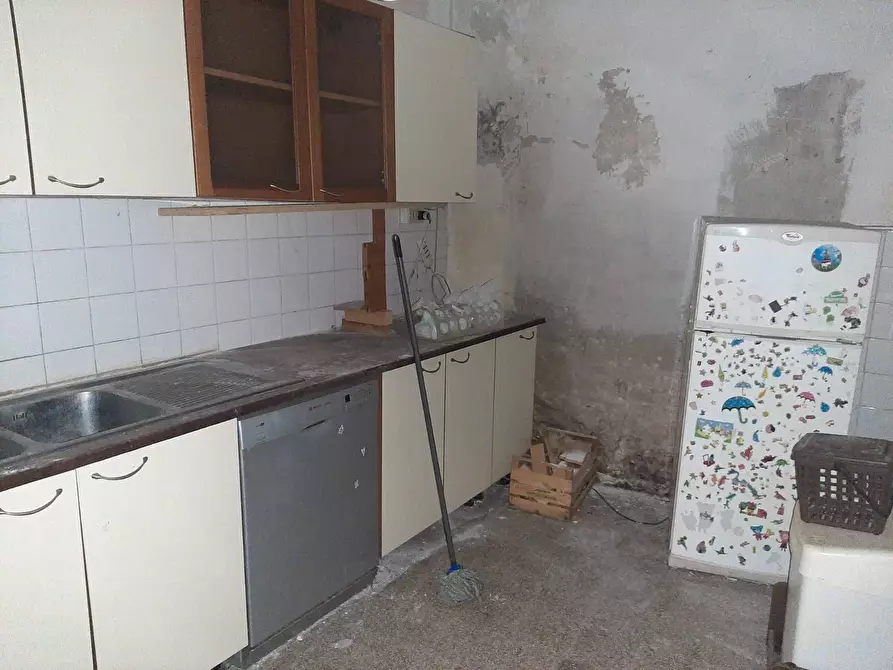 casa indipendente in vendita a Cascina