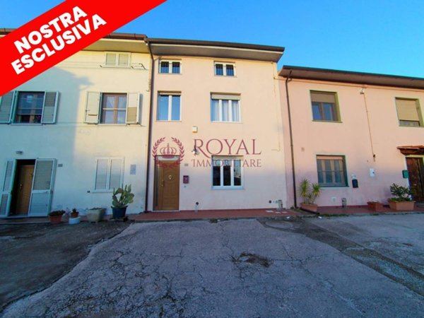 appartamento in vendita a Cascina in zona Musigliano