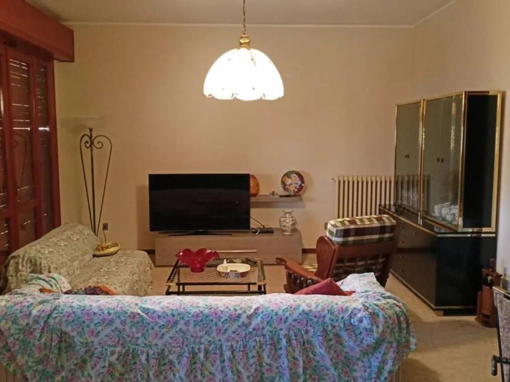 casa indipendente in vendita a Cascina in zona San Frediano a Settimo