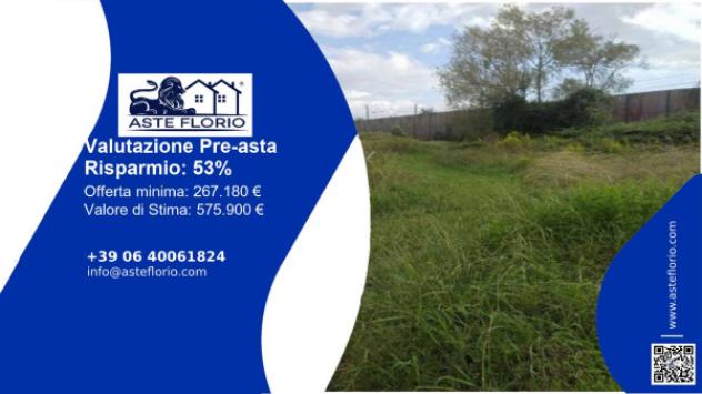 casale in vendita a Cascina
