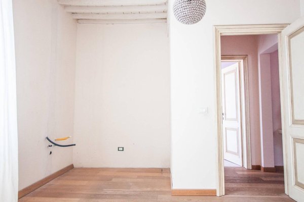 appartamento in vendita a Cascina in zona San Lorenzo a Pagnatico