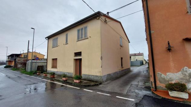 appartamento in vendita a Cascina in zona Latignano