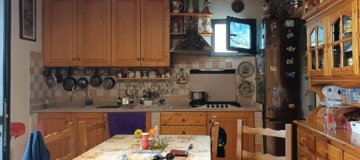 casa indipendente in vendita a Cascina in zona San Casciano