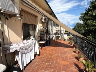casale in vendita a Cascina