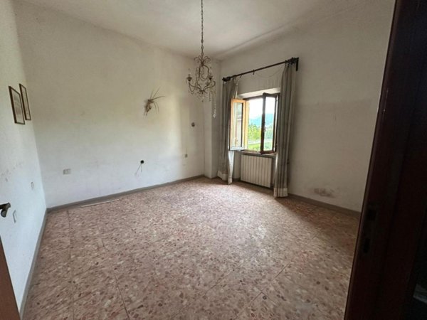 casa indipendente in vendita a Cascina in zona Navacchio