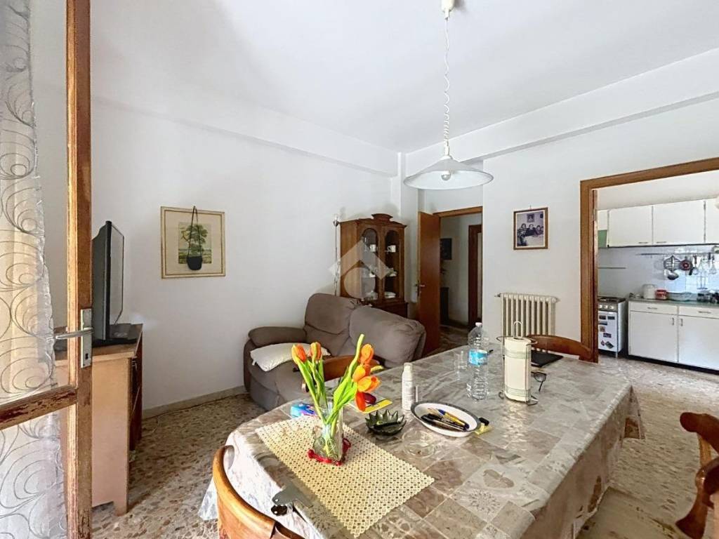 appartamento in vendita a Cascina